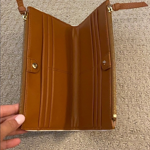 Kate Spade Wallet - Picture 2 of 5